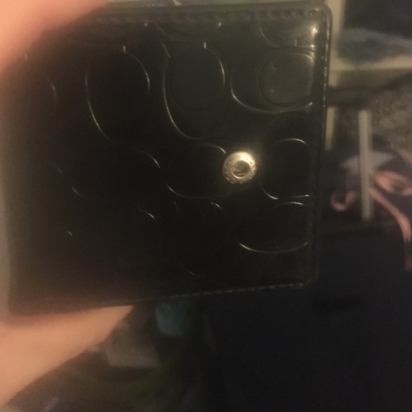 Coach compact