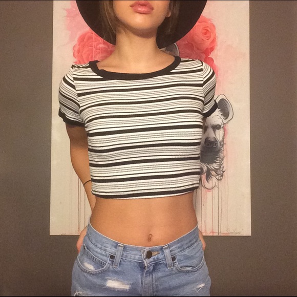 Black & White Striped Crop Top