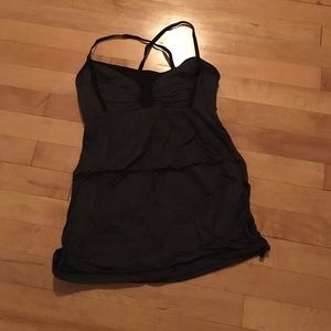 Lulu yoga top