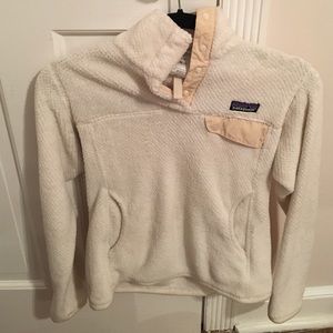 Women's white Patagonia pullover
