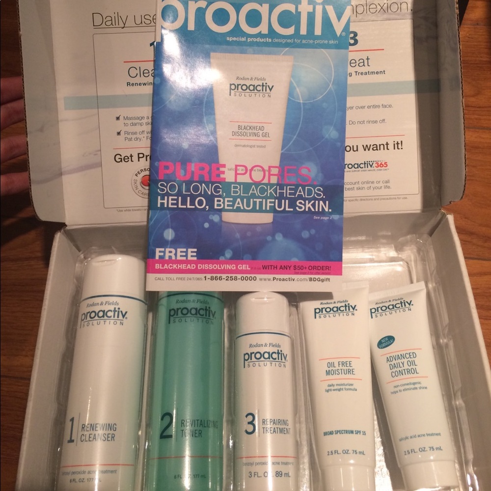 Proactiv Solution set! - Picture 5 of 7