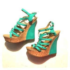 Sea green strappy wedges!