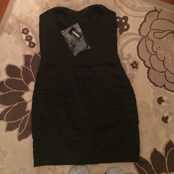 Black strapless dress - Picture 2 of 3