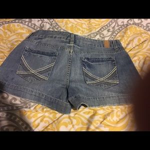 Maurice's jean shorts