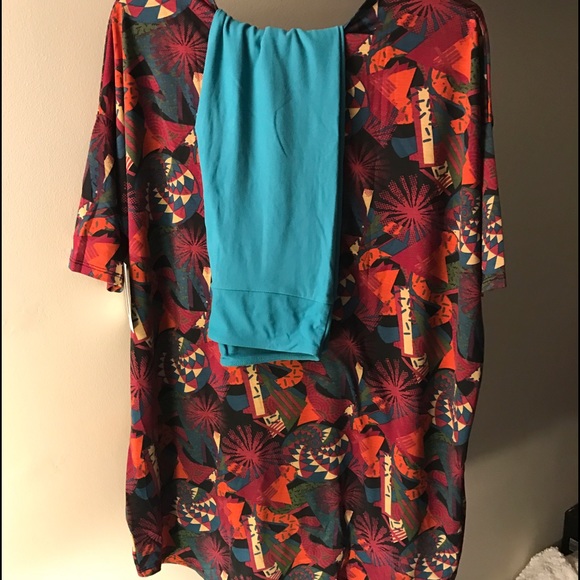 Lularoe Irma and OS teal leggings