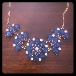 H&M statement necklace