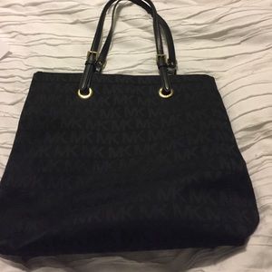 Micheal Kors Tote