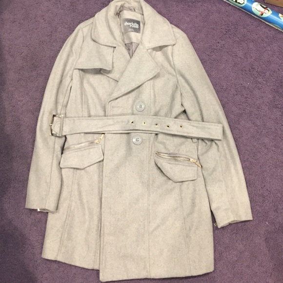 GRAY COAT WITH ZIPPER POCKETS W BELT