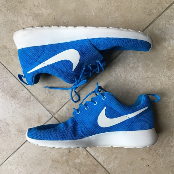 nike roshe runs