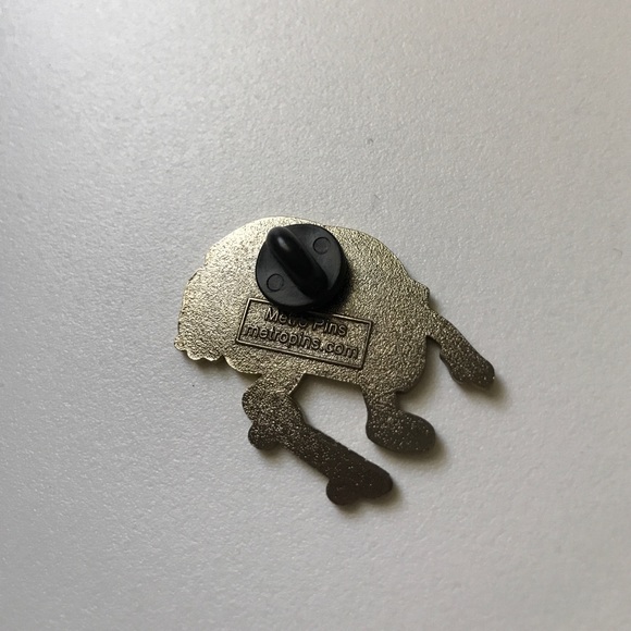 Skating Taco Pin - Picture 2 of 2