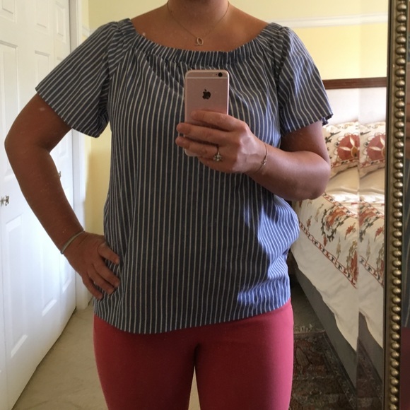 Banana Republic Tops - Banana Republic off the shoulder blouse