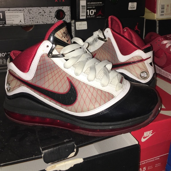 Lebron 7 "Home"