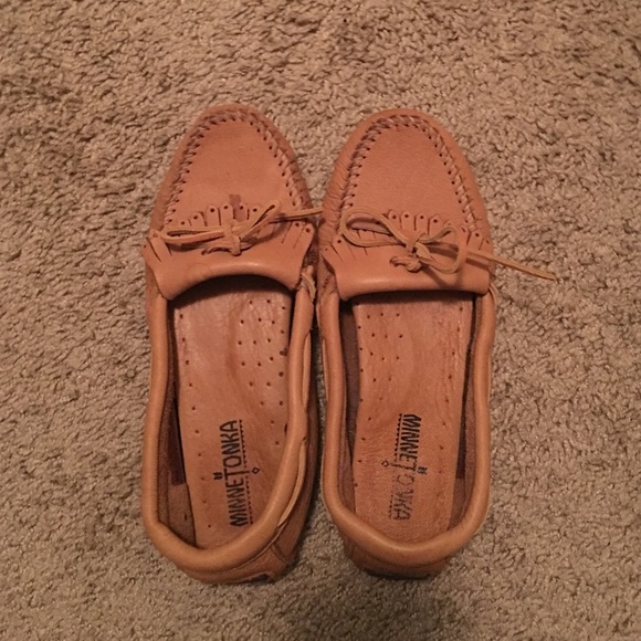 Minnetonka Moosehide moccasins
