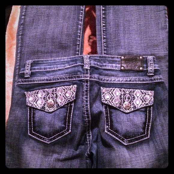 Wired Heart used jeans