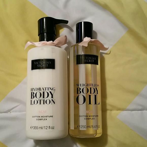 Victorias Secret Body Lotion & Oil Set