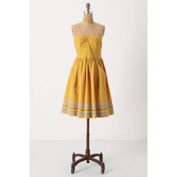 Anthropologie Dresses & Skirts - Anthropologie Bright Bandana Dress