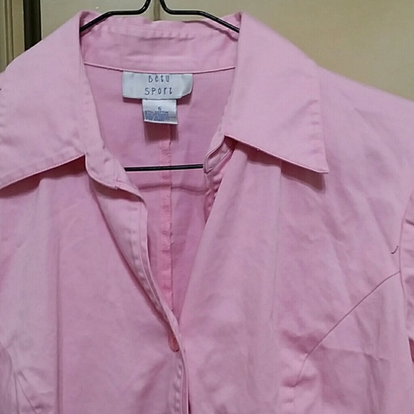Pink blouse - Picture 2 of 3