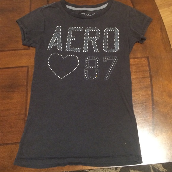 AERo-Aeropostale size small. Excellent condition