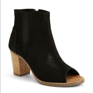 Toms booties size 7 1/2