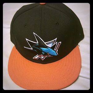 Sharks New Era fitted hat sz 7 1/2