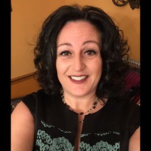 Meet your Posher, Lori