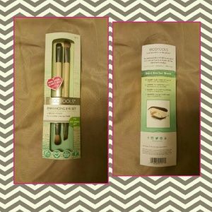 Final Sale Ecotools Eye Enhancing Duo Makeup Brush