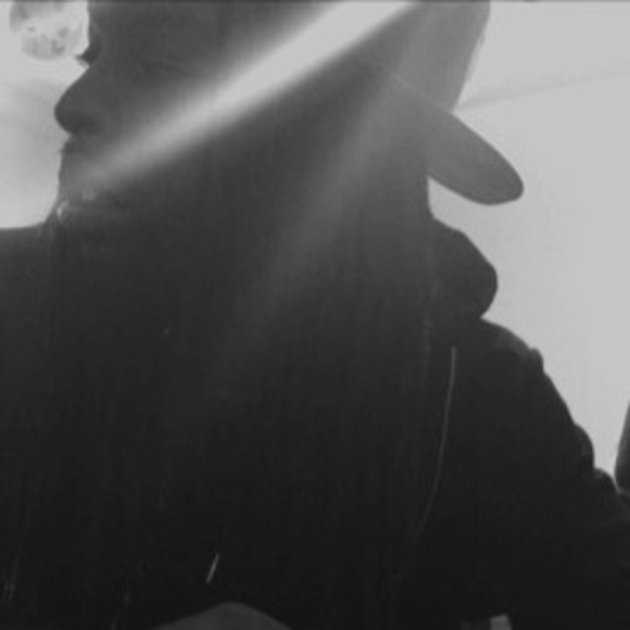 Meet your Posher, Tyrone - Picture 1 of 1