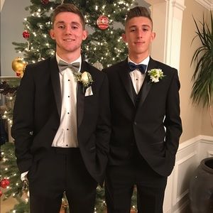 Meet your Posher, Evan