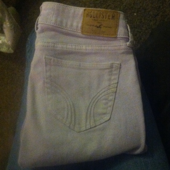 SOLD 00R Hollister skinny