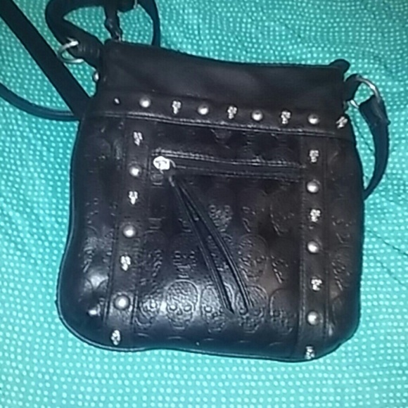 Skull crossbody bag