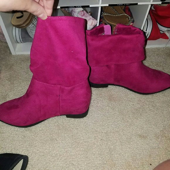 Purple faux suede booties - Picture 3 of 4