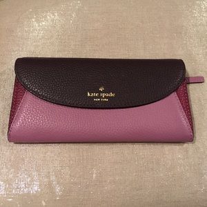 ❤️️❤️️❤️️NWT beautiful kate spade wallet