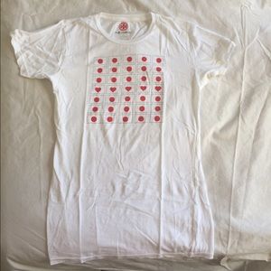 Tory Burch love tshirt