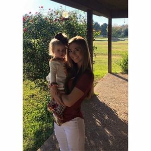 Meet your Posher, Alanea