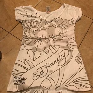 Ed hardy vneck shirt
