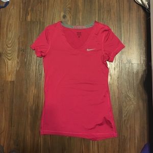 Nike pro dry fit work out shirt size medium