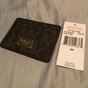 Michael Kors Jet Set travel card holder