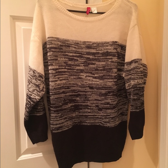 Gradient Sweatshirt - Picture 1 of 1
