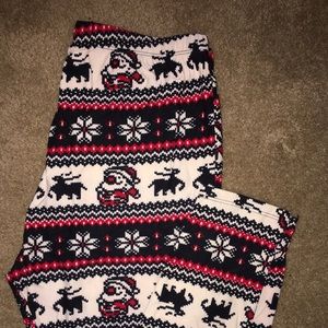 Plus size holiday leggings