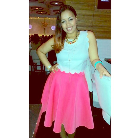 HOT PINK AND BLACK SKIRT!!!!