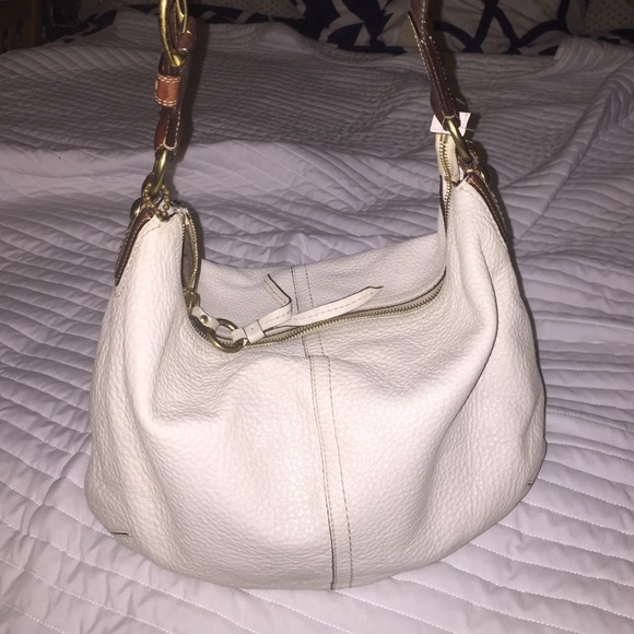 Coach Off White Soft Leather Shoulder Purse