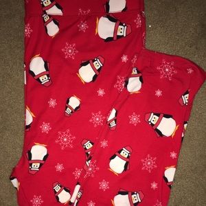 Penguin leggings size XL