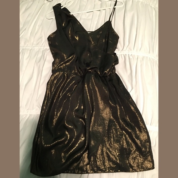 F E S T I V E  | SHIMMER DRESS ✨