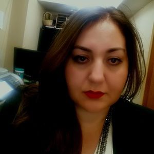 Meet your Posher, Rovena