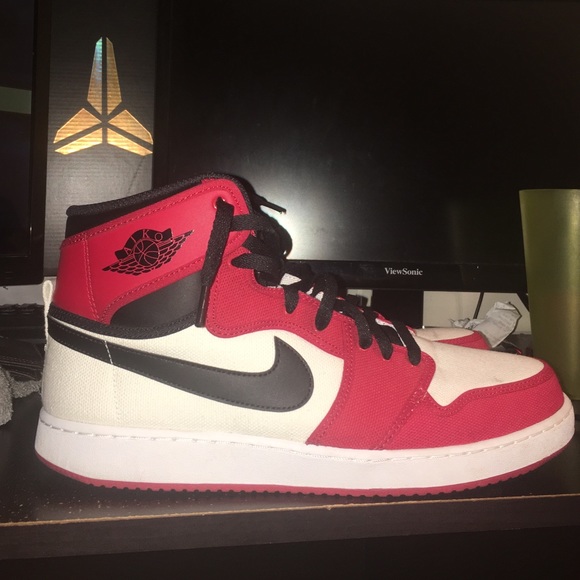Jordan 1 "Chicago" KO