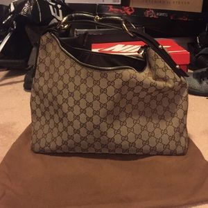 Gucci medium horsebit