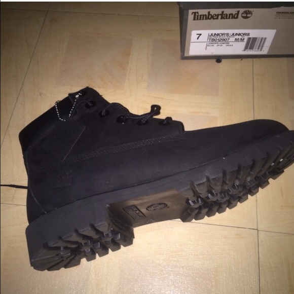 All black Timberland Boots Women/Men - Picture 1 of 3