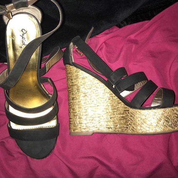 Qupid Wedges
