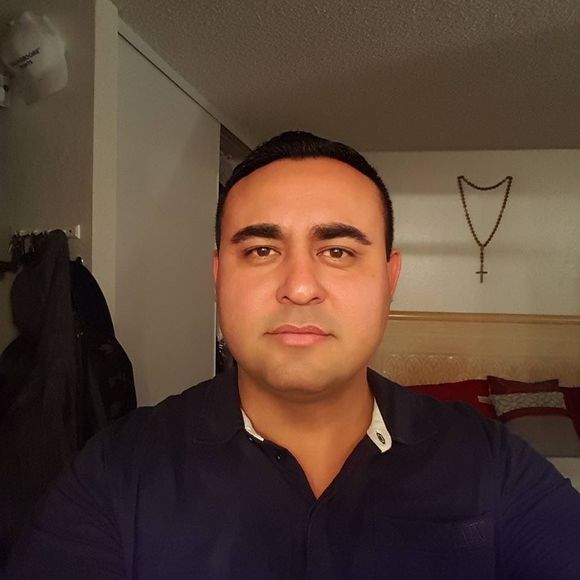 Meet your Posher, Adrian - Picture 1 of 1