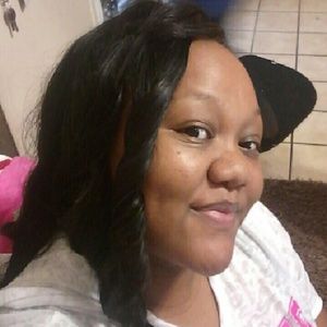 Meet your Posher, Cecelia